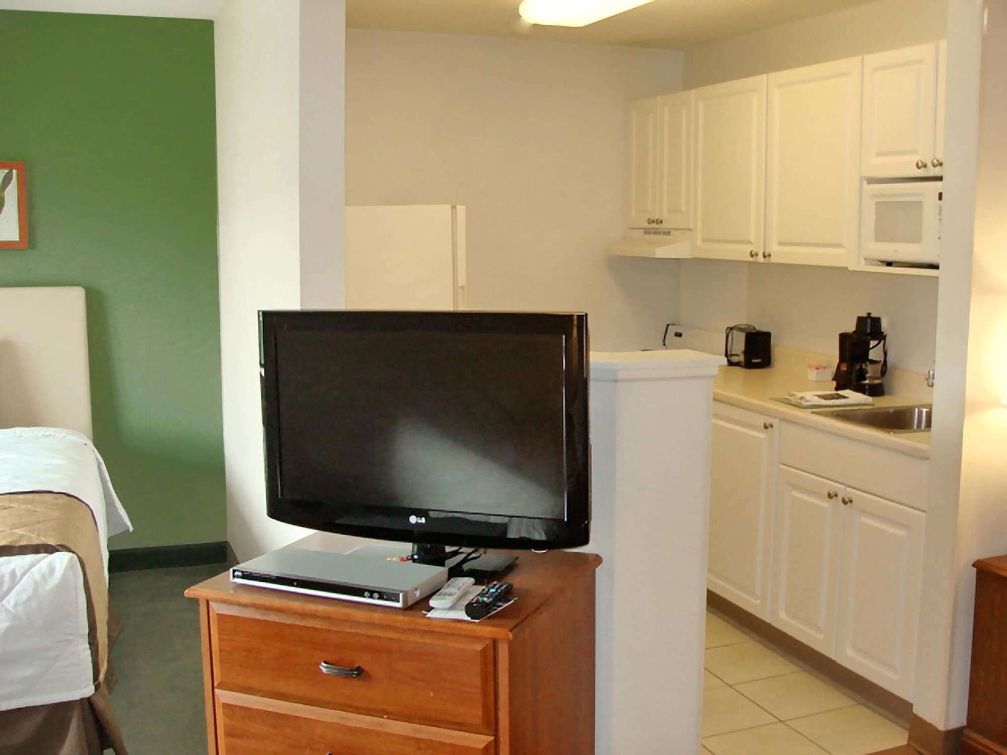 Suburban Studios Copley Akron West Exteriör bild